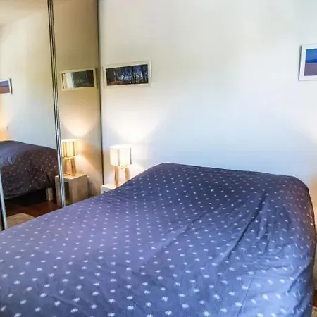 Au Charme Familial Avec Belle Terrasse Et Piscine Chauffee *