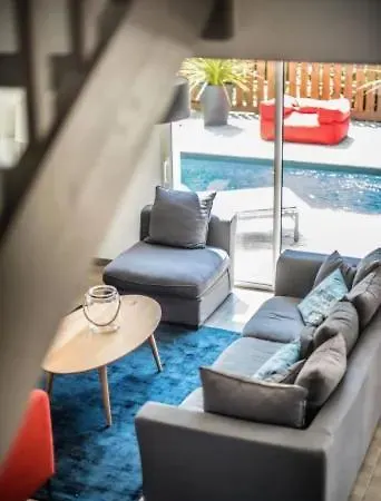 Au Charme Familial Avec Belle Terrasse Et Piscine Chauffée Villa La Teste-de-Buch